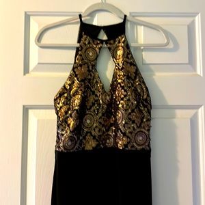 Long formal dress with slit